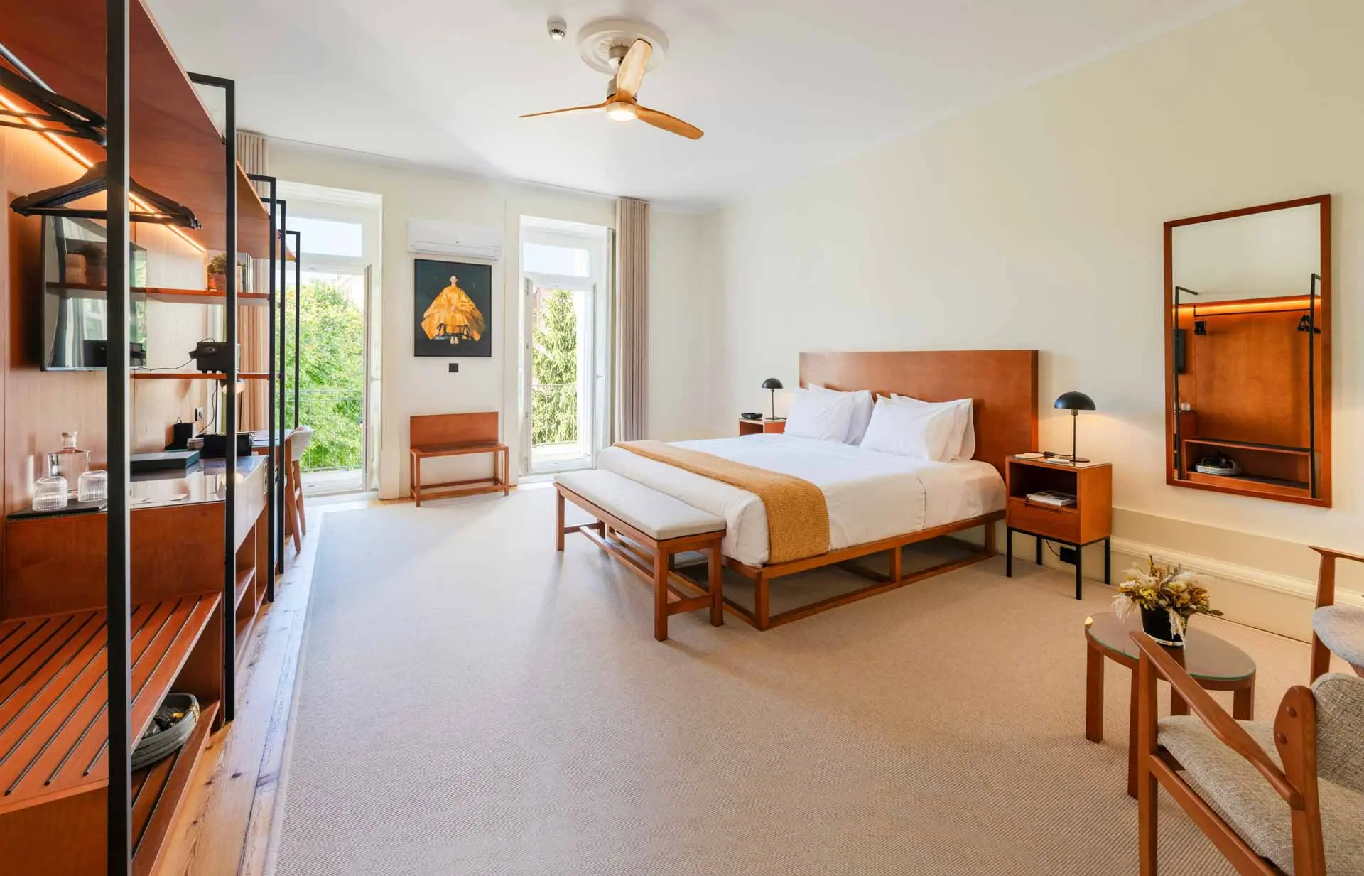 Primary view of Rosário Suites Townhouse